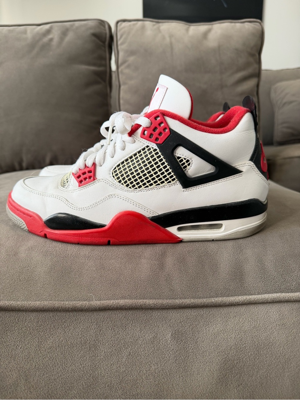 Air Jordan 4 Retro OG Fire Red 2020